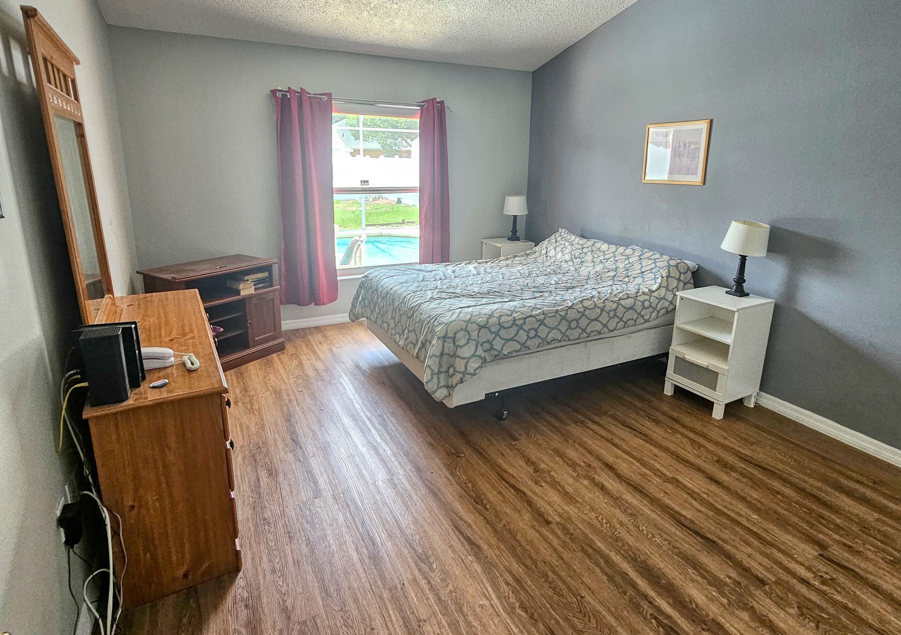 3 Bedroom Pool Home in Briargrove photo 4
