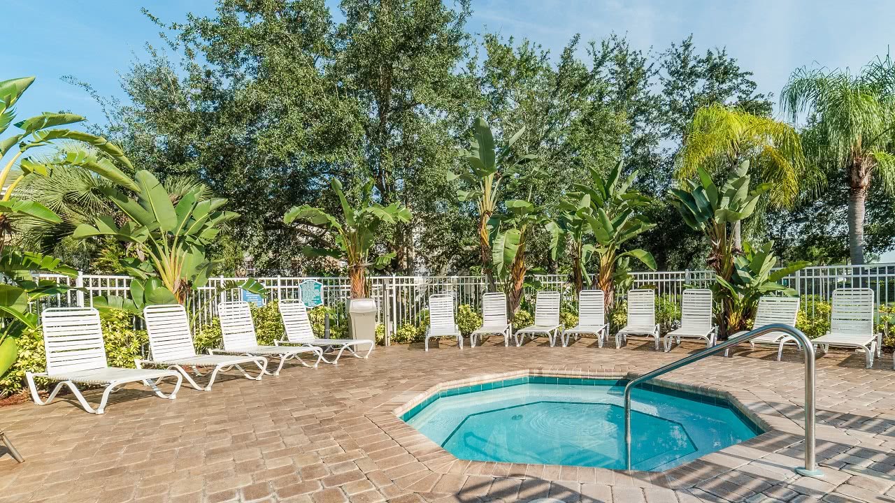 4 Bedroom Pool & Spa Resort Home photo 19