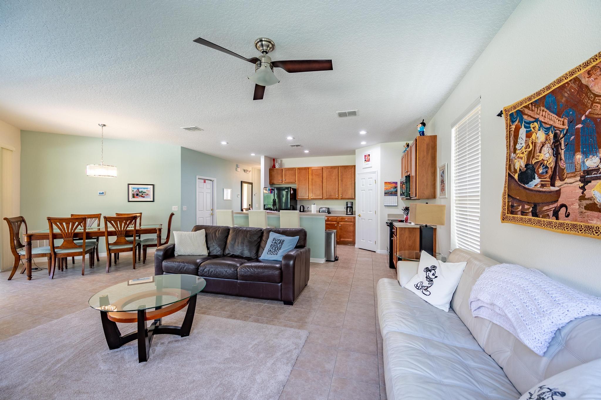 First Class 4 Bedroom En-Suite Pool Home photo 7